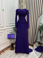 فستان سهرة ملكي باللون البنفسجي وتطريز كريستال يدو...