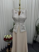 طقم باربي الراقي - جاكيت تويد كلاسيك مع تنورة ناعم...