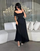 فستان سهرة أسود أوف شولدر باربي وشيفون بتطريز يدوي...
