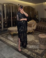 فستان سهرة فاخر مطرز بالخرز والشراشيب