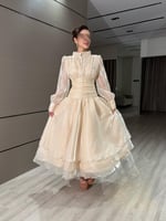 فستان ميدي سهرة "أورجانزا أكرنكل" بطبقات أنثوية -...