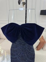 فساتين سوارية سهره طويل كحلي جوخ مطرز فصوص كامل عل...