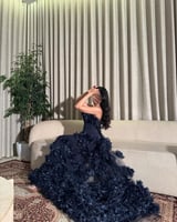 فستان سهرة كحلي تل مشجر ورد