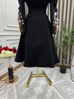 فستان العيد اسود قصير بأكمام طويلة