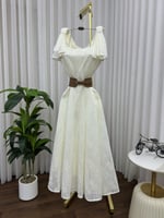 فستان "فيولا" دانتيل شبكي – أناقة كلاسيكية بلمسة ع...