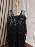 فستان سهره اسود على بشت داخليه قماش لكرى بشت تل مط...