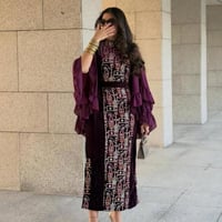 جلابية باربي ملكية بتطريز كمبيوتر هندسي وأكمام جور...