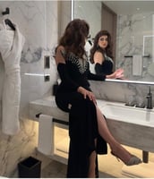 فستان أسود سهرة خامة لكرى صدر تطريز كرستال يدوي عل...