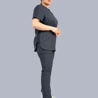 طقم (سكرب) طبي نسائي - رمادي غامق