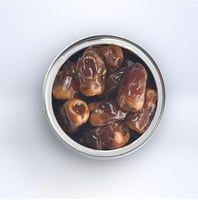 تمر شيشي بالدبس منزوع النوى