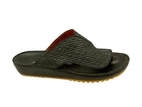 حذاء اماراتي