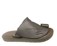 حذاء شرقي مرتفع ايطالي بنقش هندسي