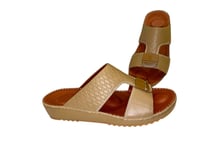 حذاء إماراتي - بنمط منسوج وإبزيم معدني