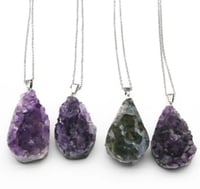 قلادة اميثيست ( جشمت ) خام