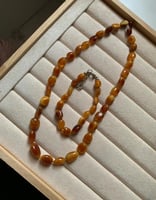 قلادة واسورة كهرمان طبيعي (Amber )