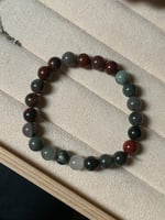 اسورة حجر الدم