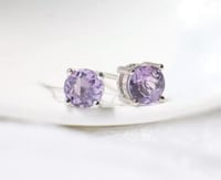 اقراط حجر جشمت (Amethyst) فضة عيار 925