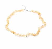 عقد شوكر من حجر سترين