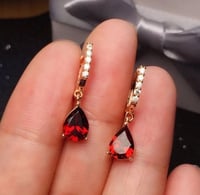 حلق حجر ياقوت (روبي) فضة عيار 925