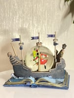 بلورة ديزني - بيتر بان والكاتبن هوك