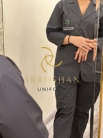 الزي الرسمي للكلية التقنية للبنات ( قطعتين ) بالطو...