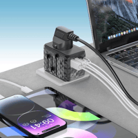 محول السفر العالمي متعدد المنافذ من باورولوجي PD 6...