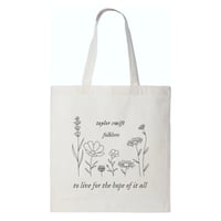 شنطة قماشية Tote Bag فولكلور Folklore لـ تايلور سو...