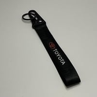 تعليقة مفتاح بشعار تايوتا