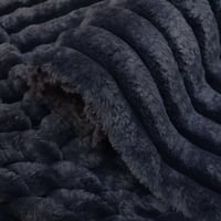 فرو ناعم مقلم عريض