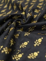 لنن مطرز مشغول على ترتر