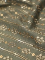 لنن مطرز مشغول على ترتر