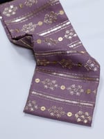 لينن مطرز على ترتر