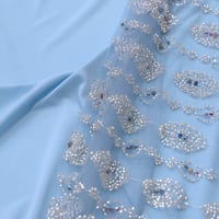 اقمشة سهرات وحفلات زواج