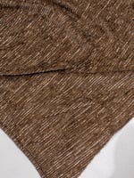 مخمل مكسر على سترتش بلمعه فضيه