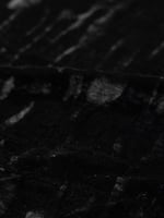 مخمل ناعم نقش منه وفيه