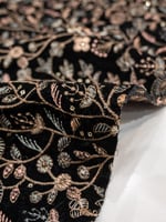 مخمل مطرز ( عرض واحد )