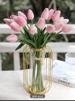 ورد توليب وردي لحفل كشف جنس الجنين