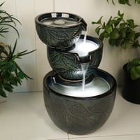 نافورة مياه مضيئة من 3 مستويات علي شكل احواض مزينة...