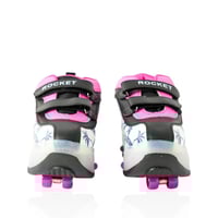 حذاء تزلج جلد بعجلات للاطفال بتصميم مميز لون اسود...