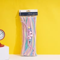 أعواد ملتوية مع كرات صغيرة مثالية لأعمال الأطفال ا...