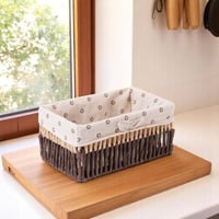 سلة خزف مناسبه لتقديم الخبز و الفواكة لون بني وبيج...