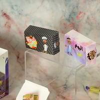 علب توزيعات كرتونية مزينة برسومات و ألوان متعددة و...