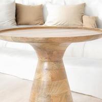 طاولة جانبية خشب بتصميم دائرى باللون البيج مقاس 42...