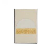 لوحة جدارية فنية بتصميم عصري يضفي لمسة فخامة على م...