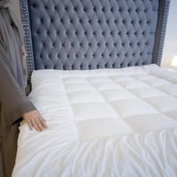 لباد مرتبة مايكروفايبر مع 2 وسادة بتصميم عصري لون...