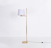 اباجورة ستاند بتصميم عصري باللون ذهبى