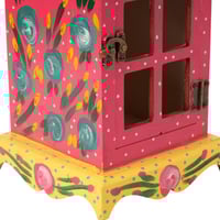 فانوس رمضان خشب بتصميم مميز بعبارة (نورتونا) لون ا...