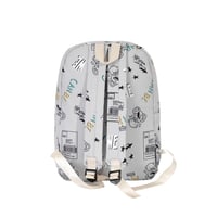 شنطة ظهر مدرسية بتصميم مميز لون رمادي