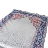 سجادة صلاه بتصميم مميز لون رمادي مقاس 120x68 سم