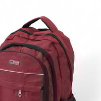 شنطة ظهر مدرسية بتصميم عملي وجيوب متعددة بلون أحمر...